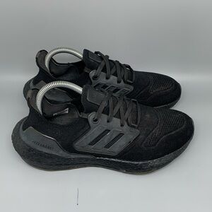 Adidas UltraBoost 22 Triple Black Running Shoes GZ3996 Men's Sz 6.5 Women's Sz 8
